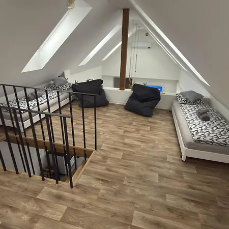 Pekny V Tatil Evi
